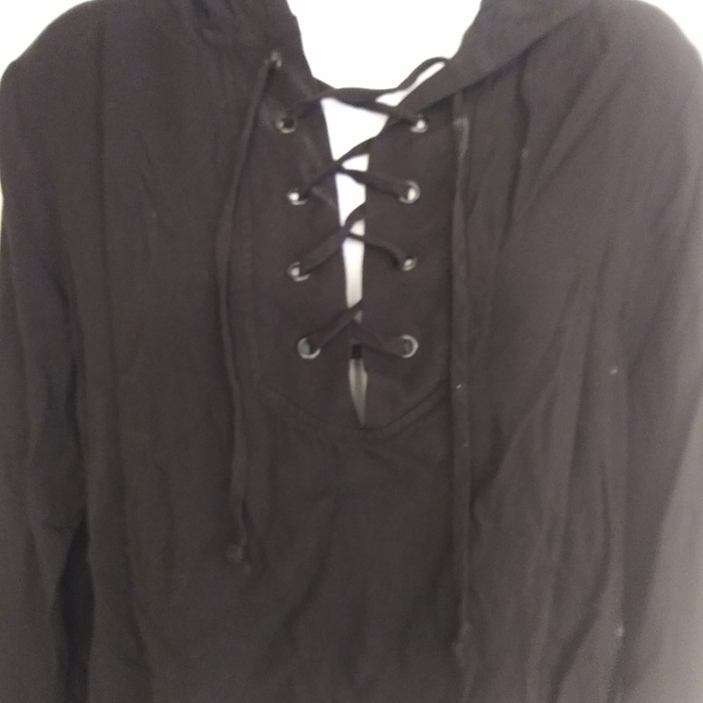 Cloth And Stone Lace Up Black Popover Top - Picture 2 of 6